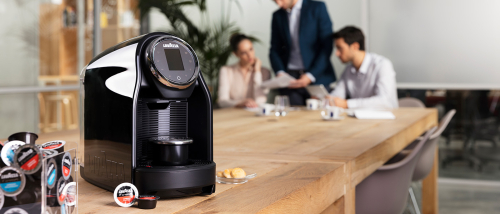 Lavazza Invoy Kapselmaschine im Büro